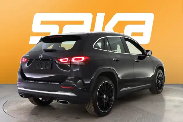 Musta Maastoauto, Mercedes-Benz GLA – VAR-95572