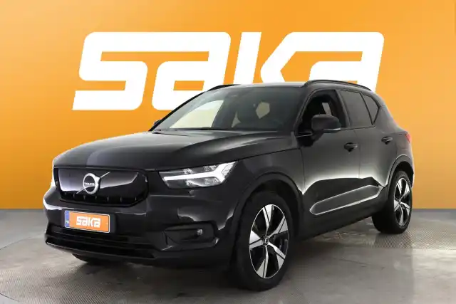 Musta Maastoauto, Volvo XC40 – VAR-95850