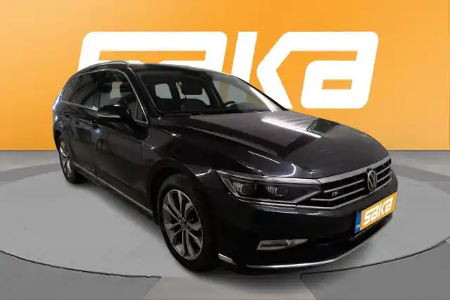 Musta Farmari, Volkswagen Passat – VAR-96546