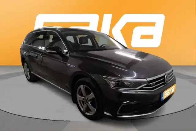 Harmaa Farmari, Volkswagen Passat – VAR-97190