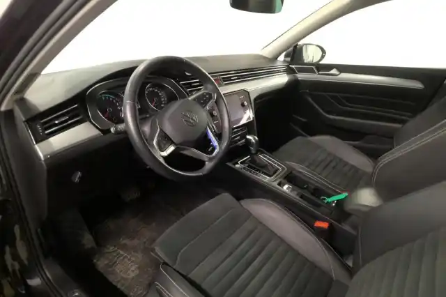 Harmaa Farmari, Volkswagen Passat – VAR-97190