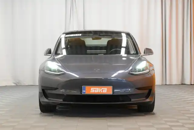 Harmaa Sedan, Tesla Model 3 – VAR-98236