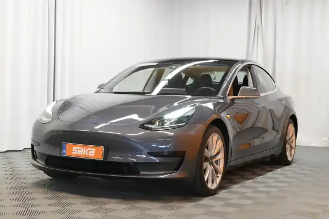 Harmaa Sedan, Tesla Model 3 – VAR-98236