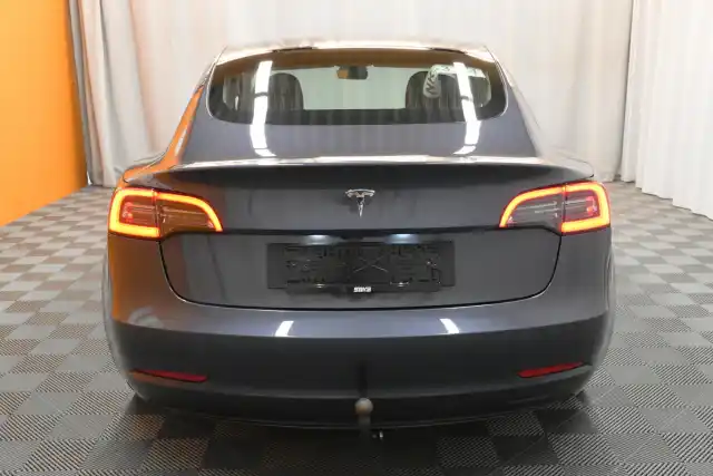 Harmaa Sedan, Tesla Model 3 – VAR-98236