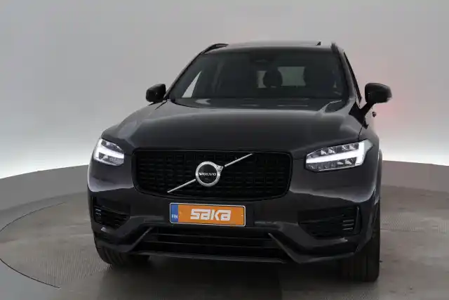 Harmaa Maastoauto, Volvo XC90 – VAR-98890