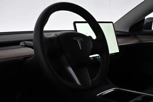 Harmaa Sedan, Tesla Model 3 – VAR-98909