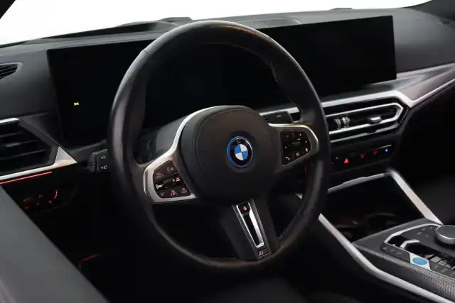 Harmaa Sedan, BMW I4 M50 – VAR-99129