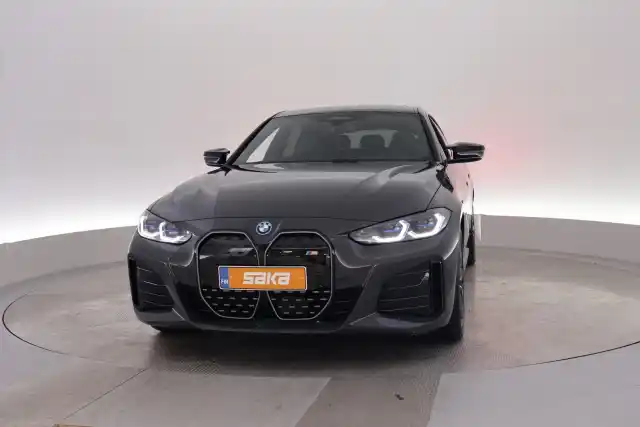 Harmaa Sedan, BMW I4 M50 – VAR-99129