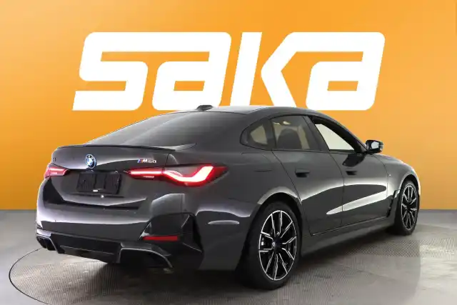 Harmaa Sedan, BMW I4 M50 – VAR-99129