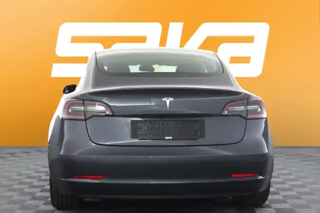 Harmaa Sedan, Tesla Model 3 – VAR-99160