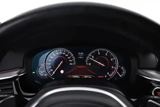  Farmari, BMW 540 – VAR-99577