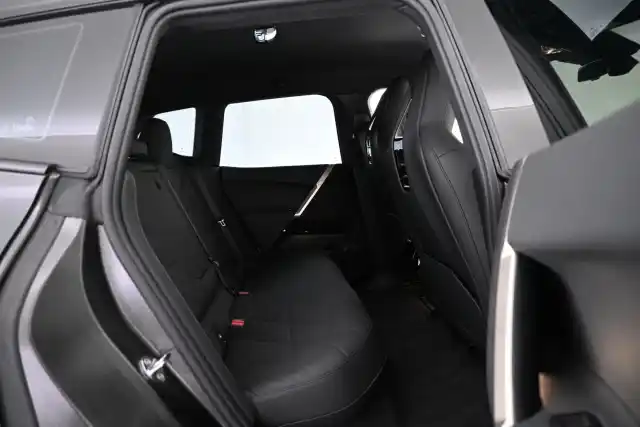 Musta Maastoauto, BMW iX – VAR-99734