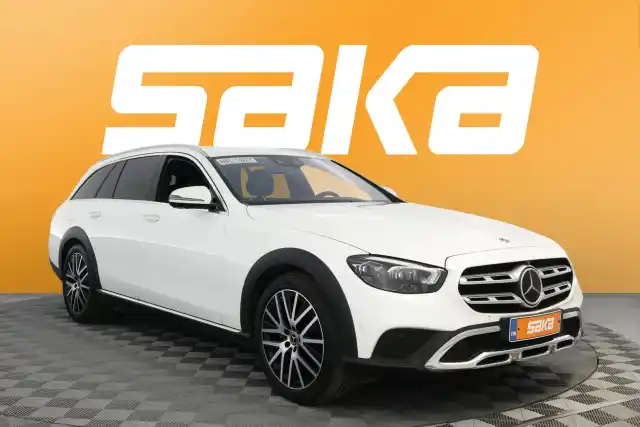 Valkoinen Farmari, Mercedes-Benz E – VAR-99982