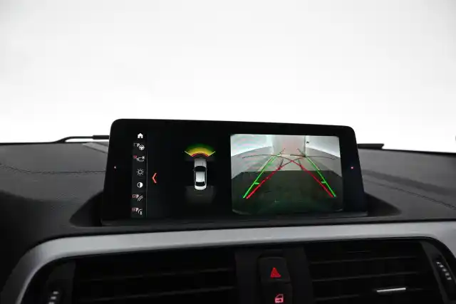 Harmaa Coupe, BMW M240i – VAR-A53275
