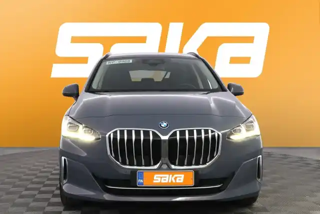 Harmaa Tila-auto, BMW 225 – VAR-M23909
