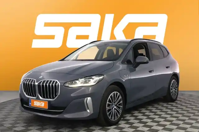 Harmaa Tila-auto, BMW 225 – VAR-M23909