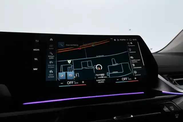 Harmaa Tila-auto, BMW 225 – VAR-M23909