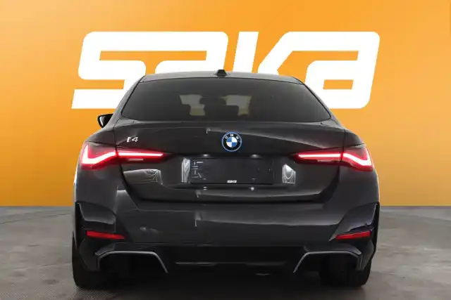 Harmaa Sedan, BMW I4 M50 – VAR-M67432