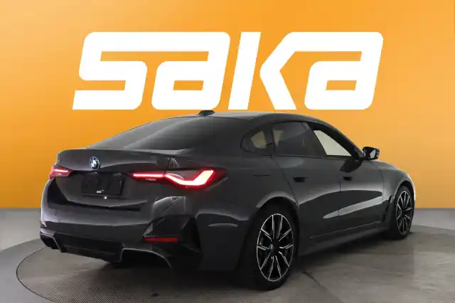 Harmaa Sedan, BMW I4 M50 – VAR-M67432