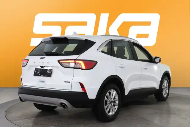 Valkoinen Maastoauto, Ford Kuga – VAR-R40178