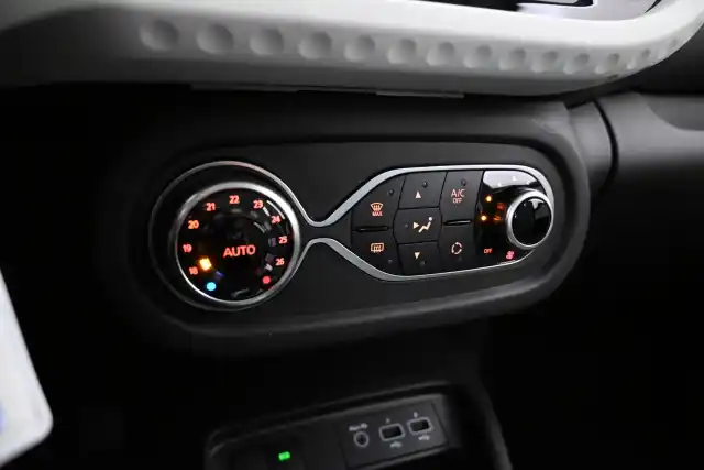 musta Viistoperä, RENAULT TWINGO – VAR-T068HV
