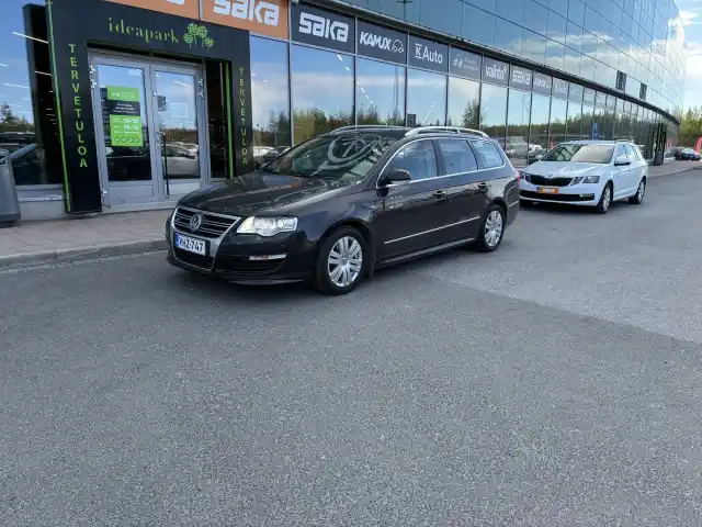 Ruskea (beige) Farmari, Volkswagen Passat – VHZ-747