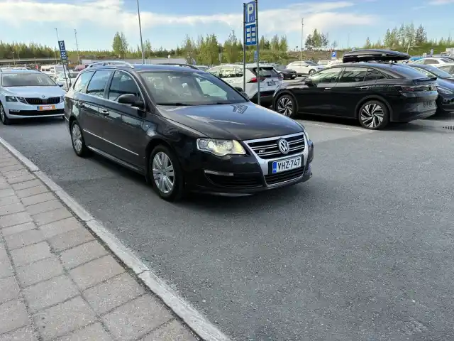 Ruskea (beige) Farmari, Volkswagen Passat – VHZ-747