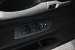 Musta Viistoperä, Toyota Auris – VJY-458, kuva 16