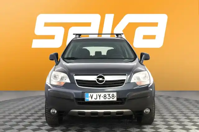 Harmaa Maastoauto, Opel Antara – VJY-838