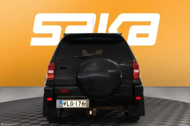 Musta Maastoauto, Toyota RAV4 – VLG-176