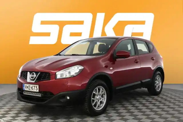 Punainen Maastoauto, Nissan Qashqai – VMZ-673