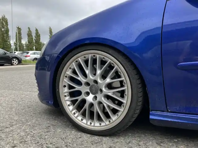 Sininen Viistoperä, Volkswagen Golf – VNI-371