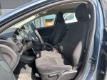 Sininen Viistoperä, Volvo V40 – VNZ-807, kuva 3