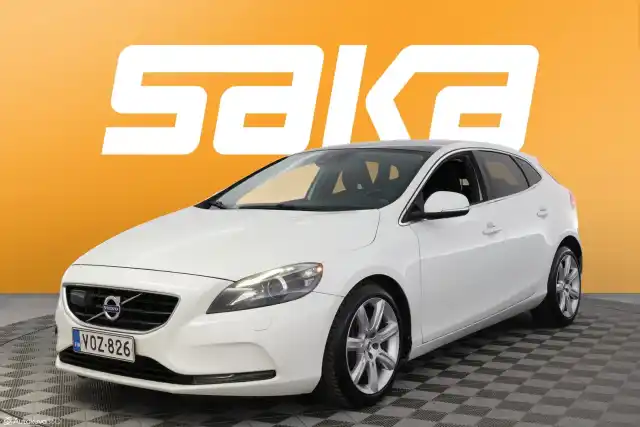 Valkoinen Viistoperä, Volvo V40 – VOZ-826