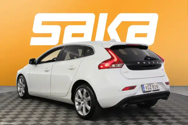 Valkoinen Viistoperä, Volvo V40 – VOZ-826