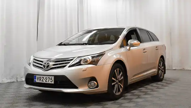 Hopea Farmari, Toyota Avensis – VRZ-275