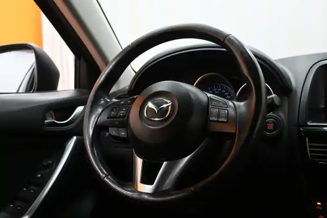 Musta Maastoauto, Mazda CX-5 – VSZ-433