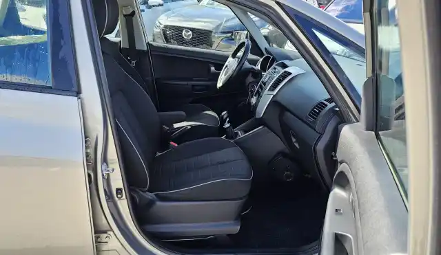 Hopea Viistoperä, Kia Venga – VUZ-180