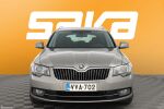 Beige Farmari, Skoda Superb – VVA-702, kuva 2