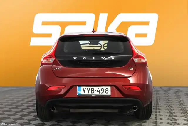 Punainen Viistoperä, Volvo V40 – VVB-498