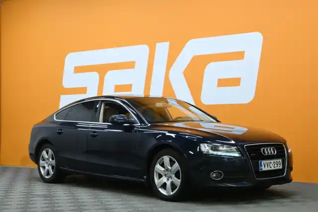 Sininen Viistoperä, Audi A5 – VVC-299