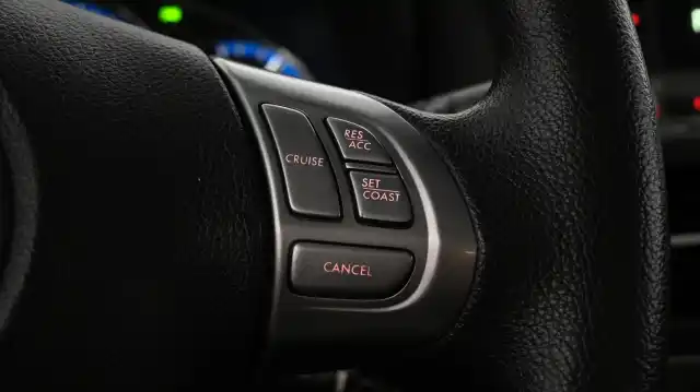 Vihreä Farmari, Subaru Forester – VVC-406