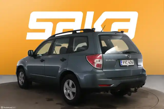 Vihreä Farmari, Subaru Forester – VVC-406