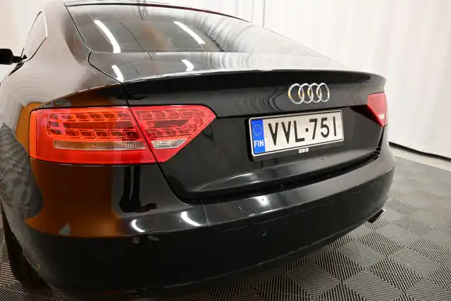 Musta Viistoperä, Audi A5 – VVL-751