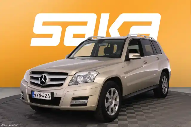 Ruskea (beige) Maastoauto, Mercedes-Benz GLK – VVN-424