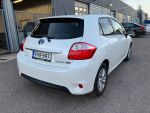 Valkoinen Viistoperä, Toyota Auris – VVR-997, kuva 3