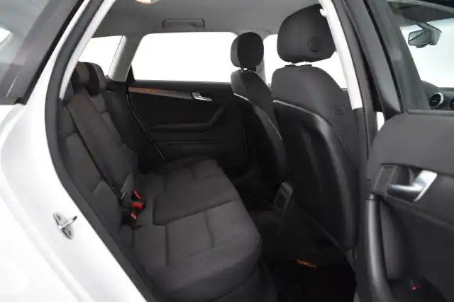 Valkoinen Viistoperä, Audi A3 – VVU-911