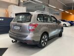 Harmaa Farmari, Subaru Forester – VXB-642, kuva 2