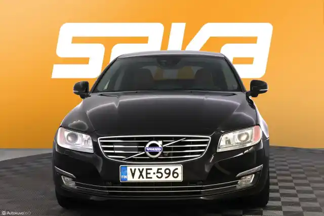Musta Sedan, Volvo S80 – VXE-596