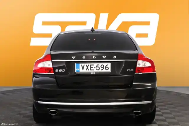 Musta Sedan, Volvo S80 – VXE-596